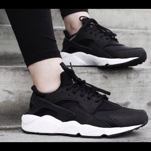 custom black huaraches